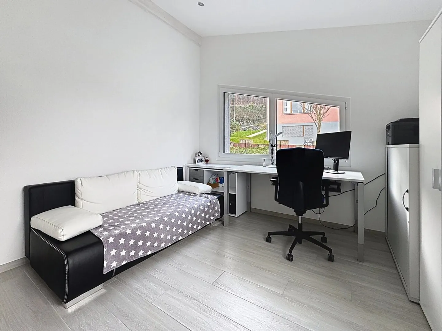 Neuere Triplex-Villa - Foto 8 von 13