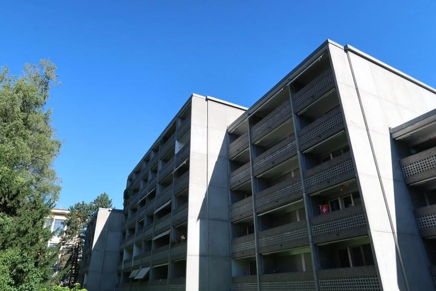 Practical, modern and centrally located living! - Photo 1 of 6