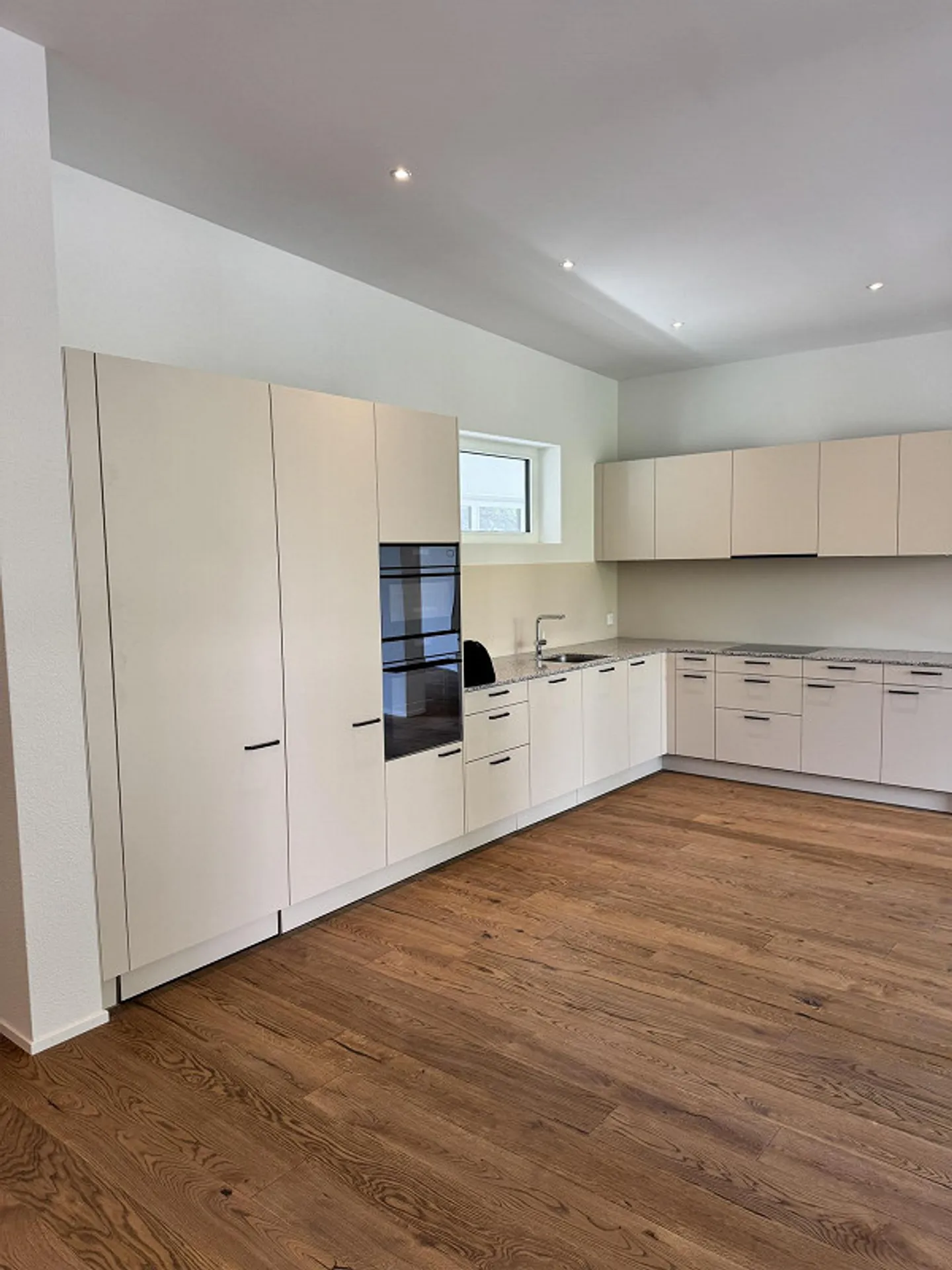 Neue 3.5 Zimmer Wohnung - Foto 5 von 12