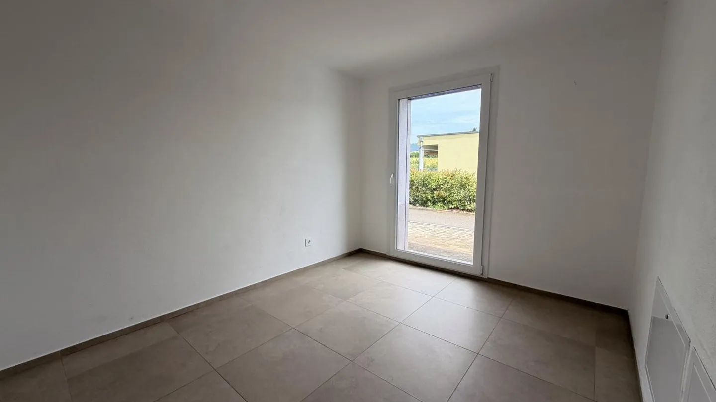Casa Familiare Moderna con Terrazza - Foto 4 di 9
