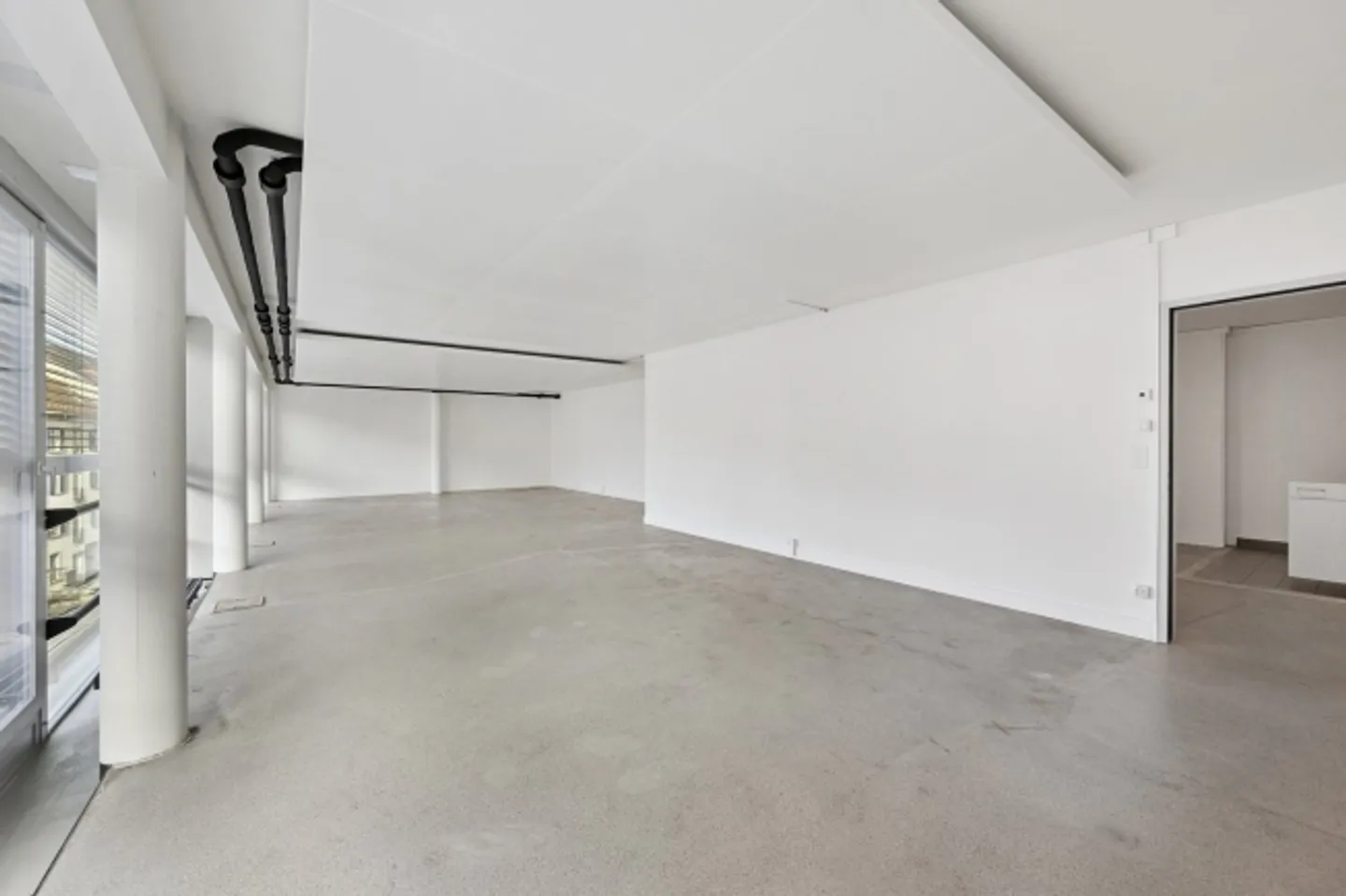 Bureau à louer - Photo 2 sur 12