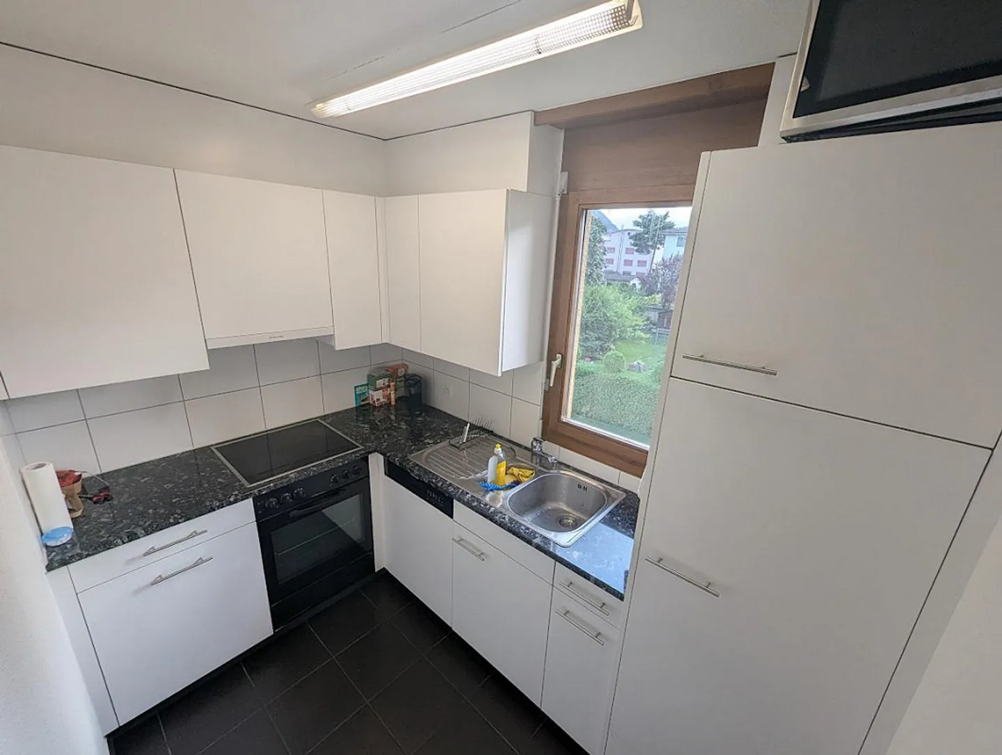 2.5 room apartment in a quiet location - Photo 2 of 6