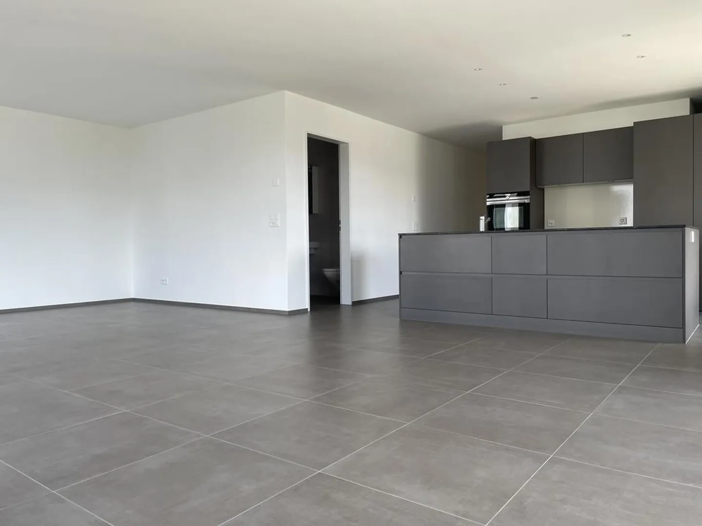 Appartamento in affitto moderno in standard di proprietà - Foto 3 di 12