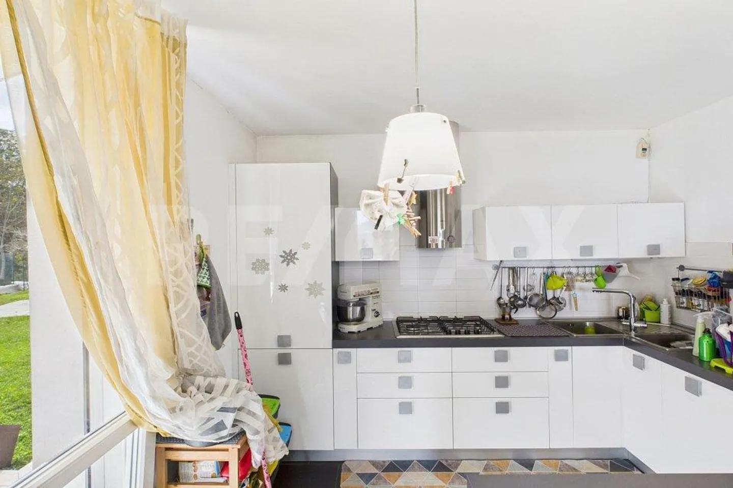 CADEGLIANO-VICONAGO (VA) - Modernes, ruhiges Haus mit Panoramasicht und Erweiterungsmöglichkeit - Foto 11 di 13