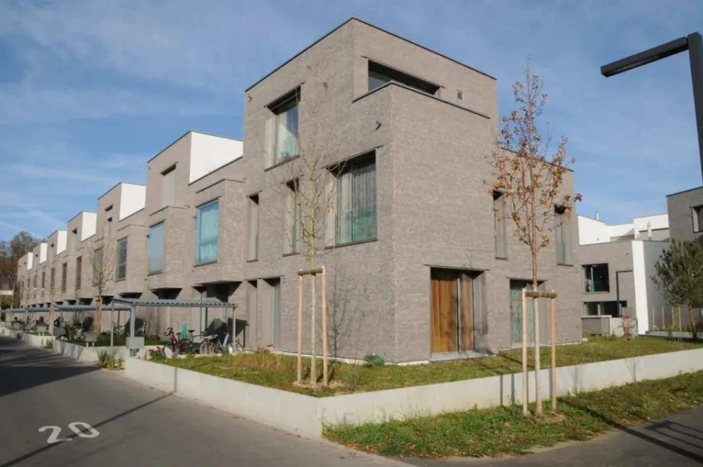 Vie moderne dans le développement populaire de Schorenstadt - Photo 1 sur 8