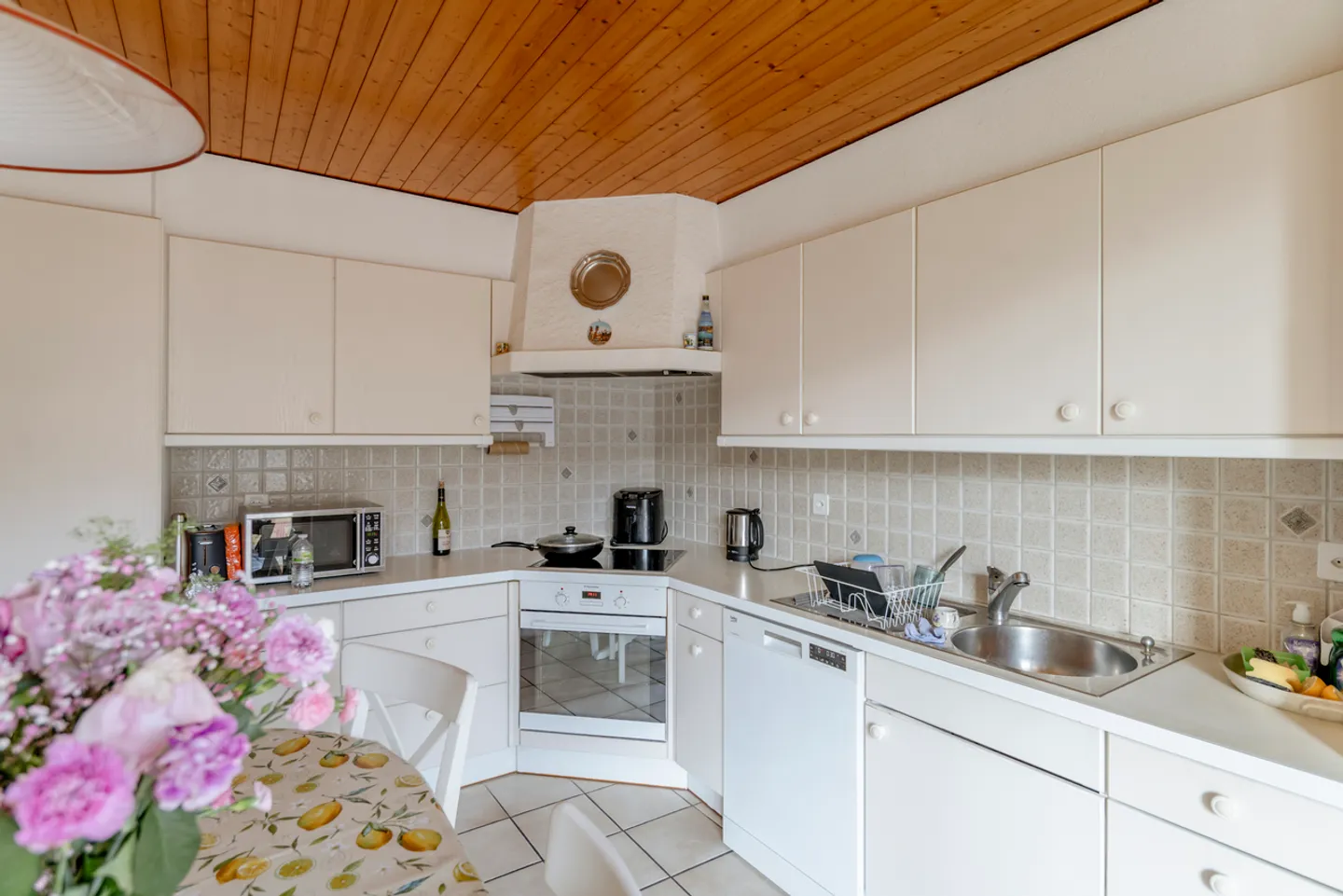 Villa with 2 apartments and open view - Photo 7 of 23