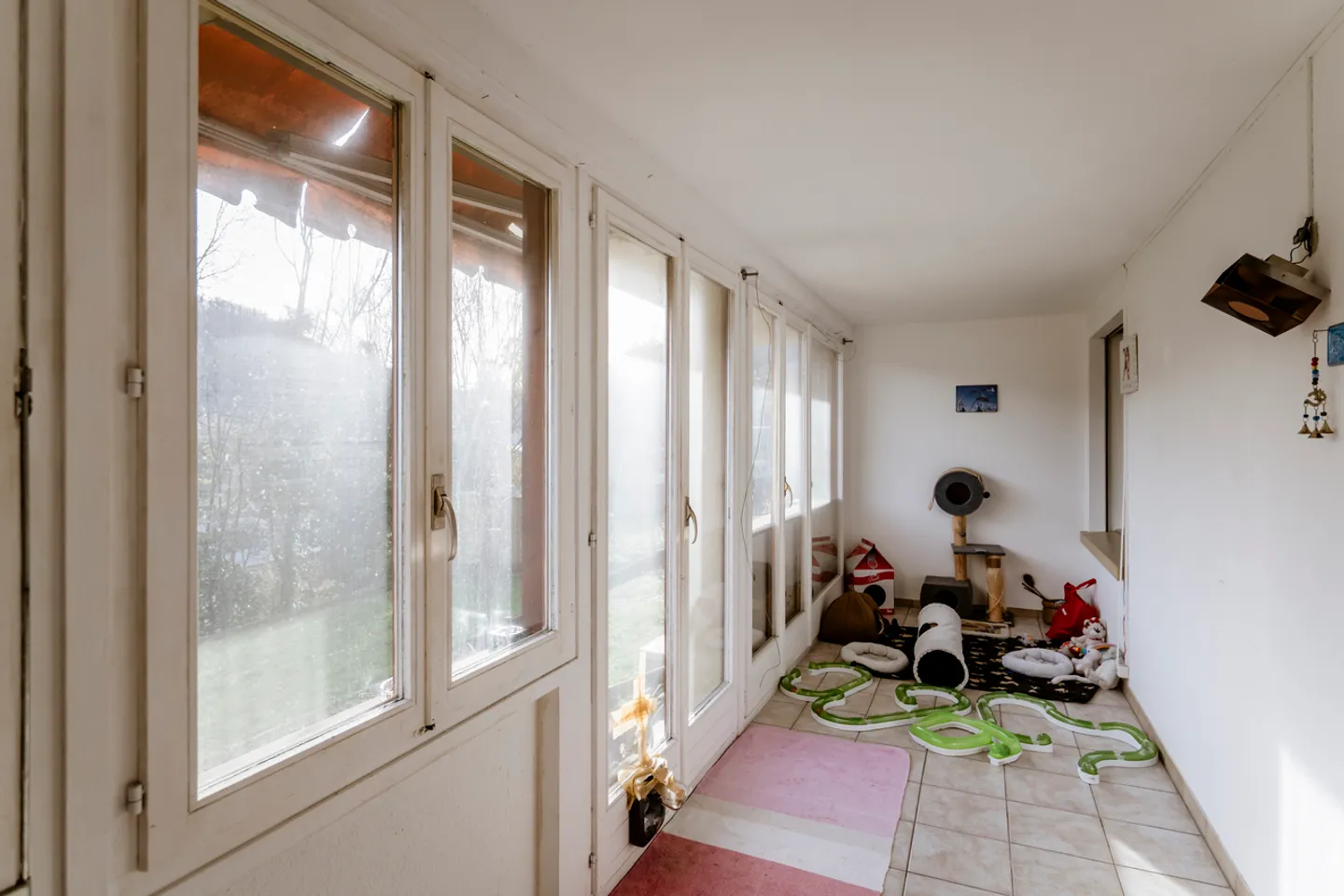 Villa with 2 apartments and open view - Photo 20 of 23