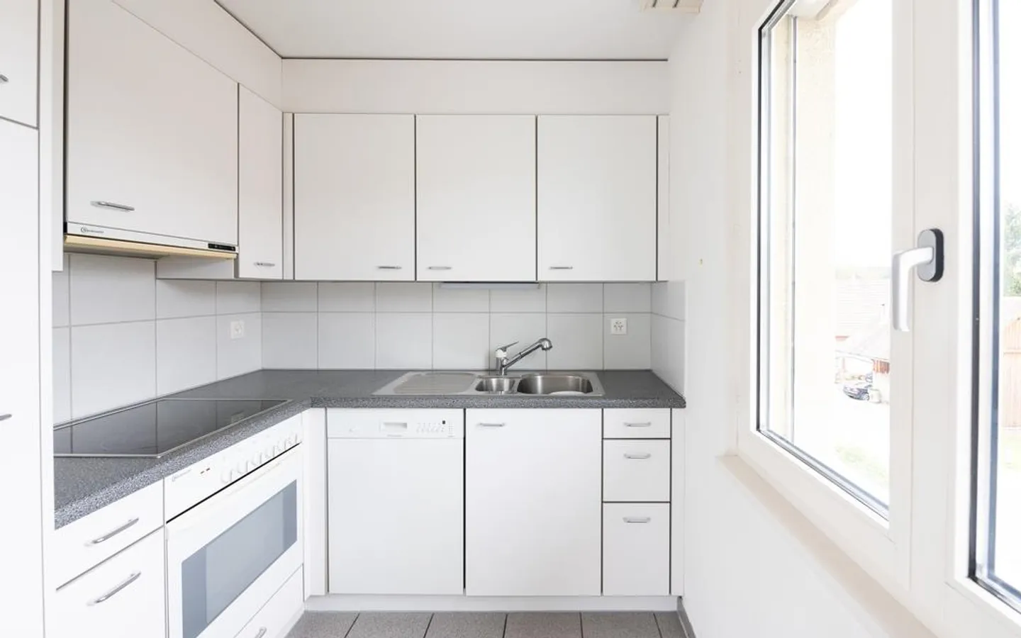 Incantevole appartamento di 4.5 locali con posizione perfetta - Foto 2 di 8