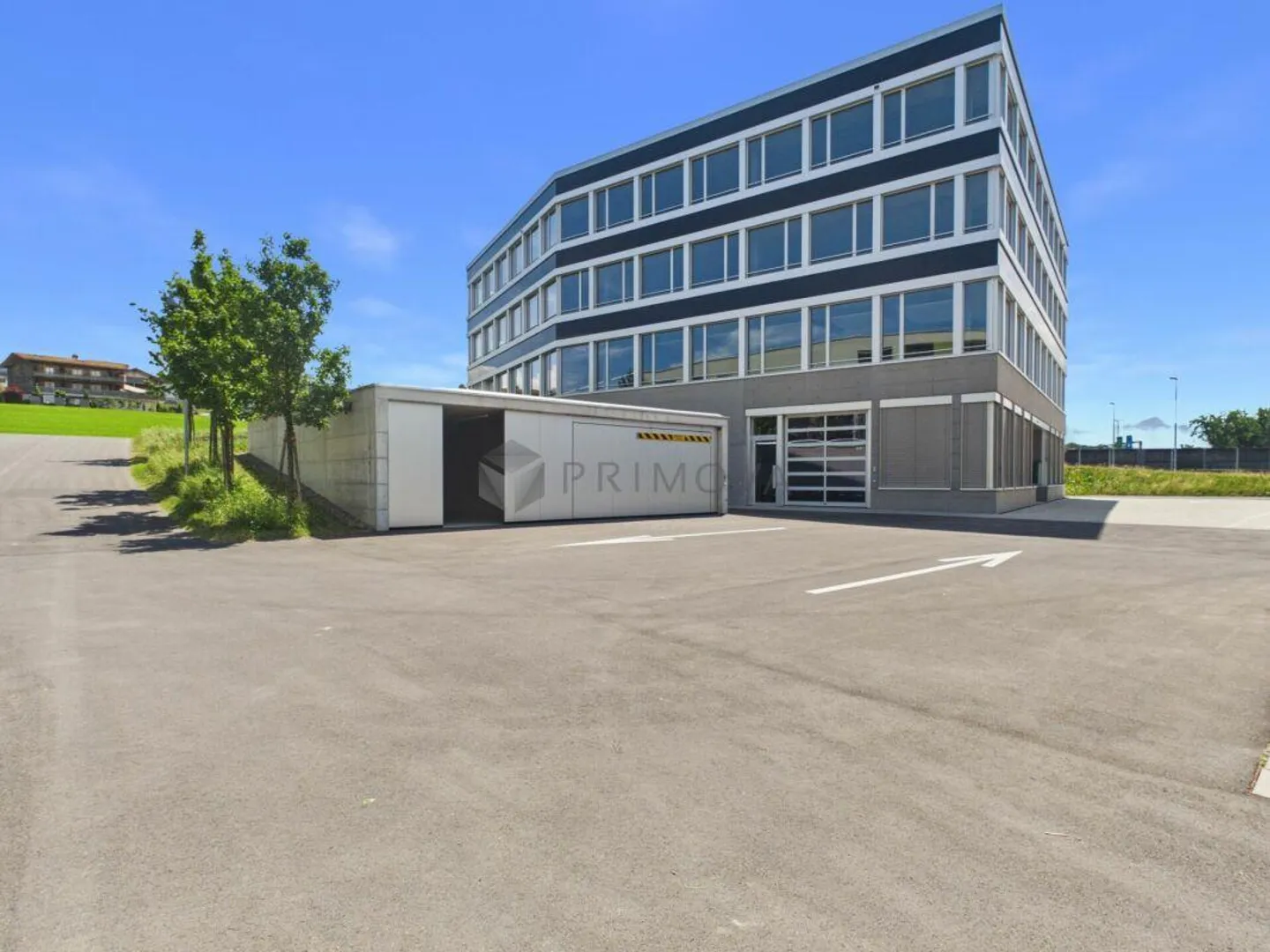 Viel Platz für deine Visionen: Neuwertiger Allrounder-Raum im Herze... - Foto 7 di 7