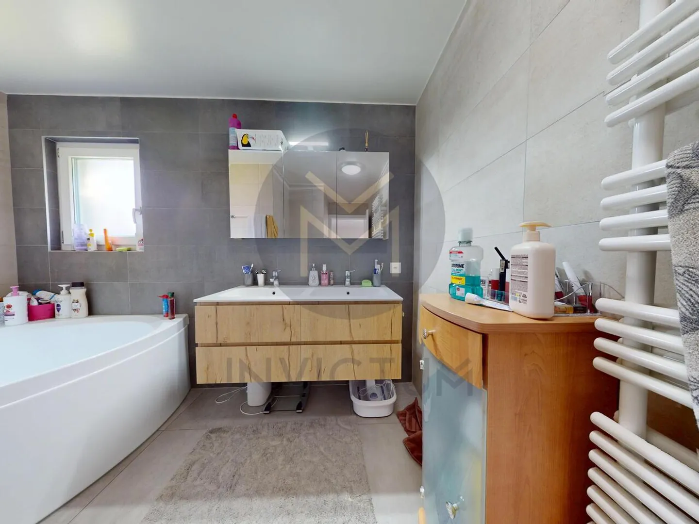 Charmant appartement de 5.5 pièces avec jardin privé de 168m2 - Photo 14 sur 15