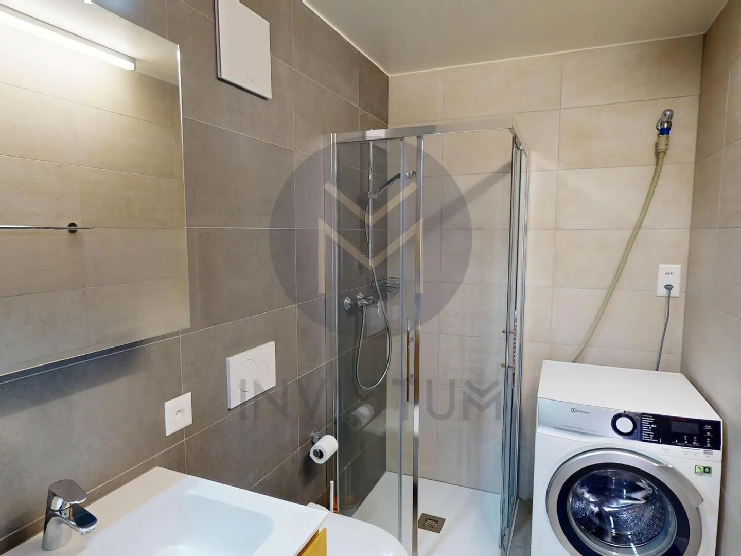 Charmant appartement de 5.5 pièces avec jardin privé de 168m2 - Photo 12 sur 15