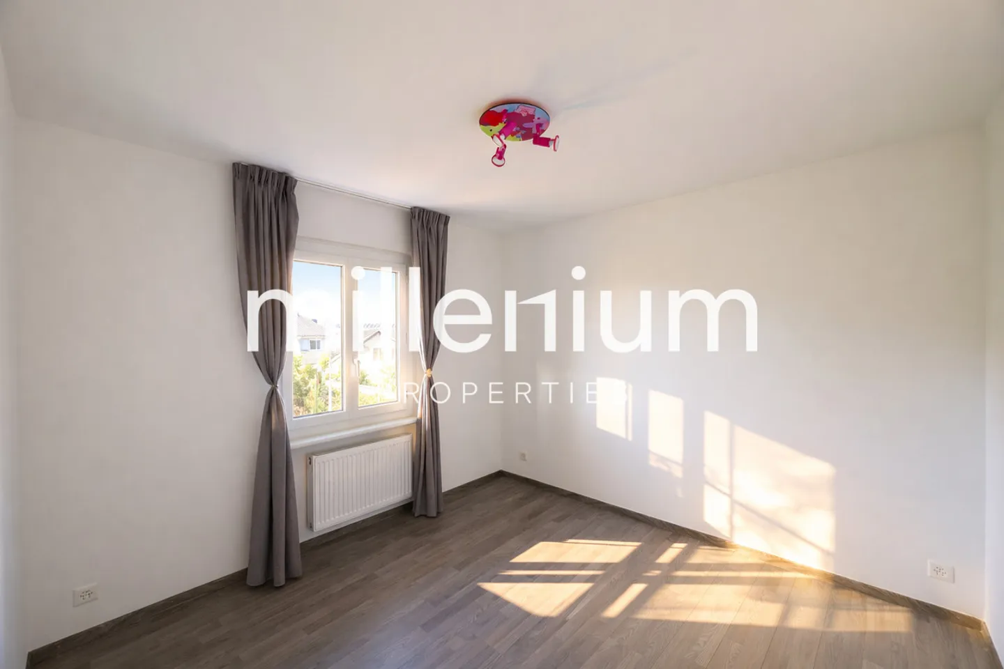 Belle maison 8P avec piscine à Onex  - Foto 9 von 10