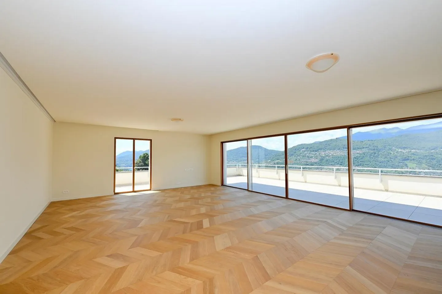 Luxus-Penthouse mit Teilseeblick, Privatpool und SPA - Foto 5 von 18