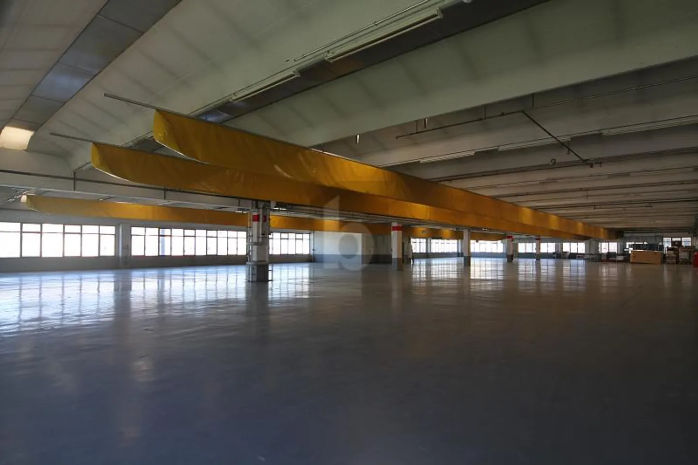 Spazio industriale spazioso a Stabio - Foto 3 di 4