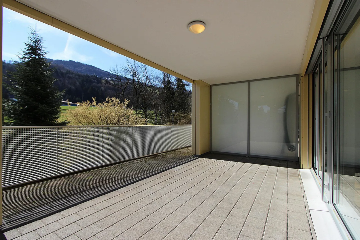 Grosszügige 2.5-Zimmerwohnung - Foto 7 von 7