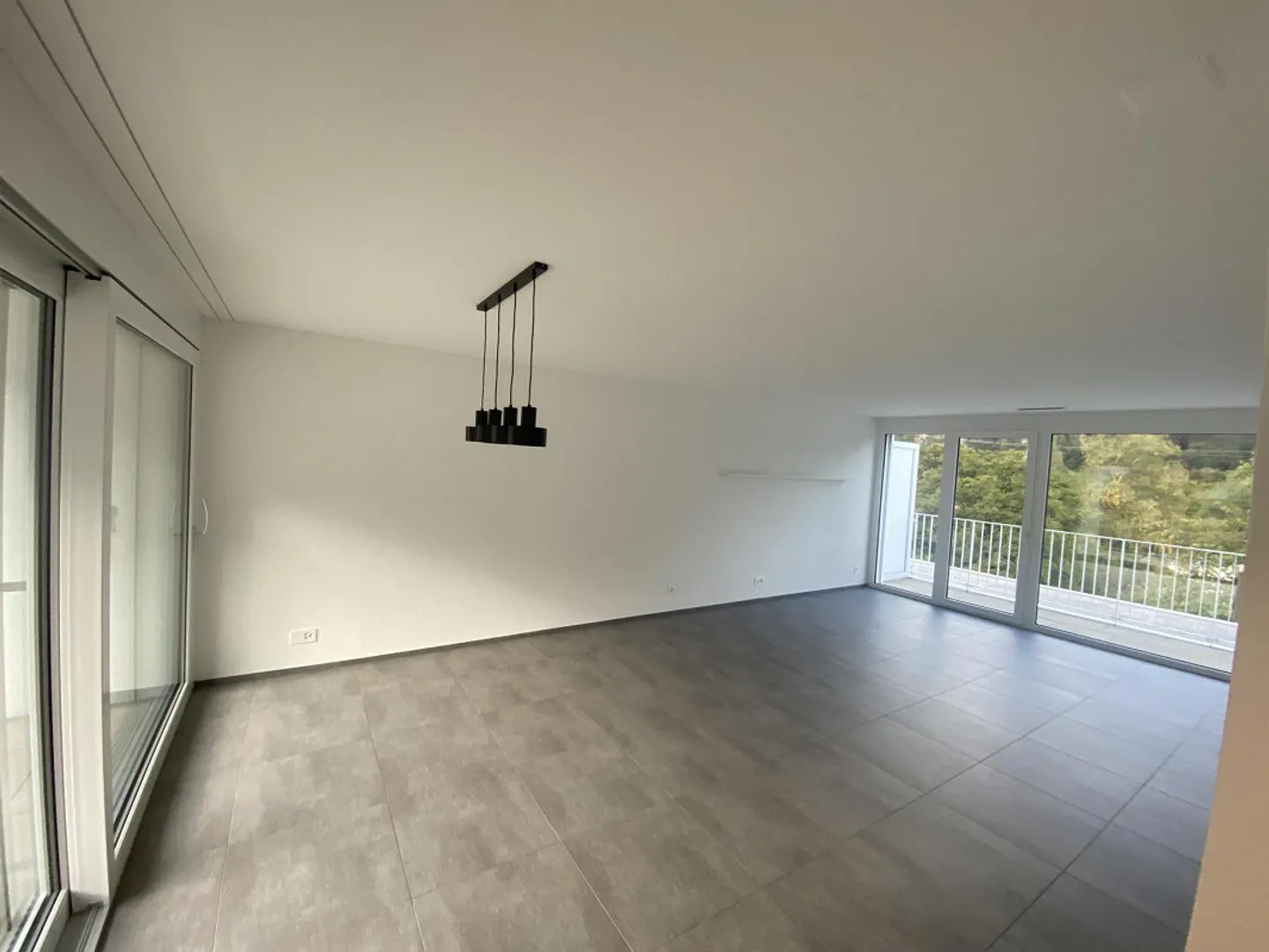 Bright Attic Apartment, 70sqm, high standard, 2 terraces with 26sqm - Photo 2 of 19
