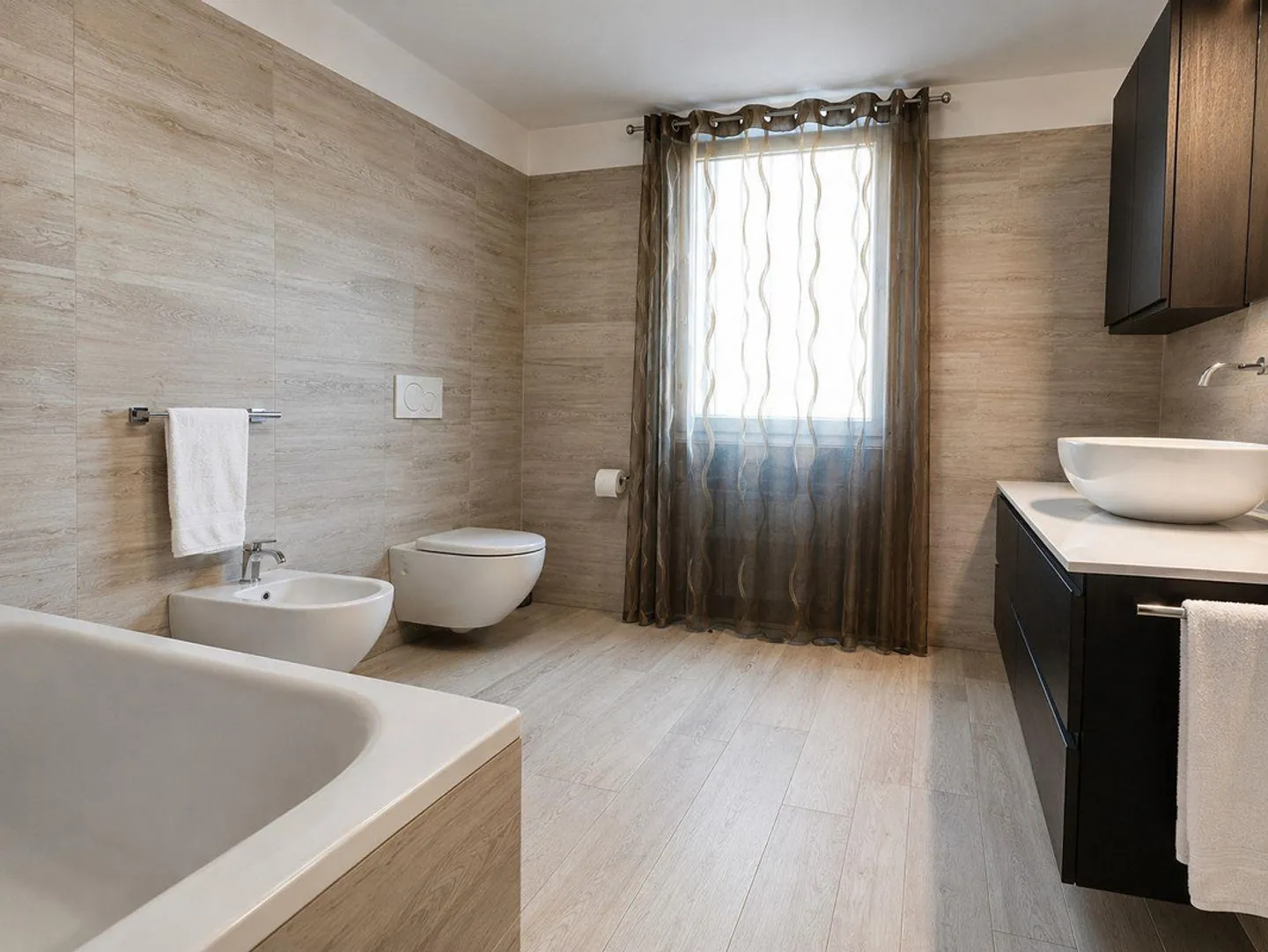 Casa esclusiva con alto standard e ascensore interno - Foto 17 di 22