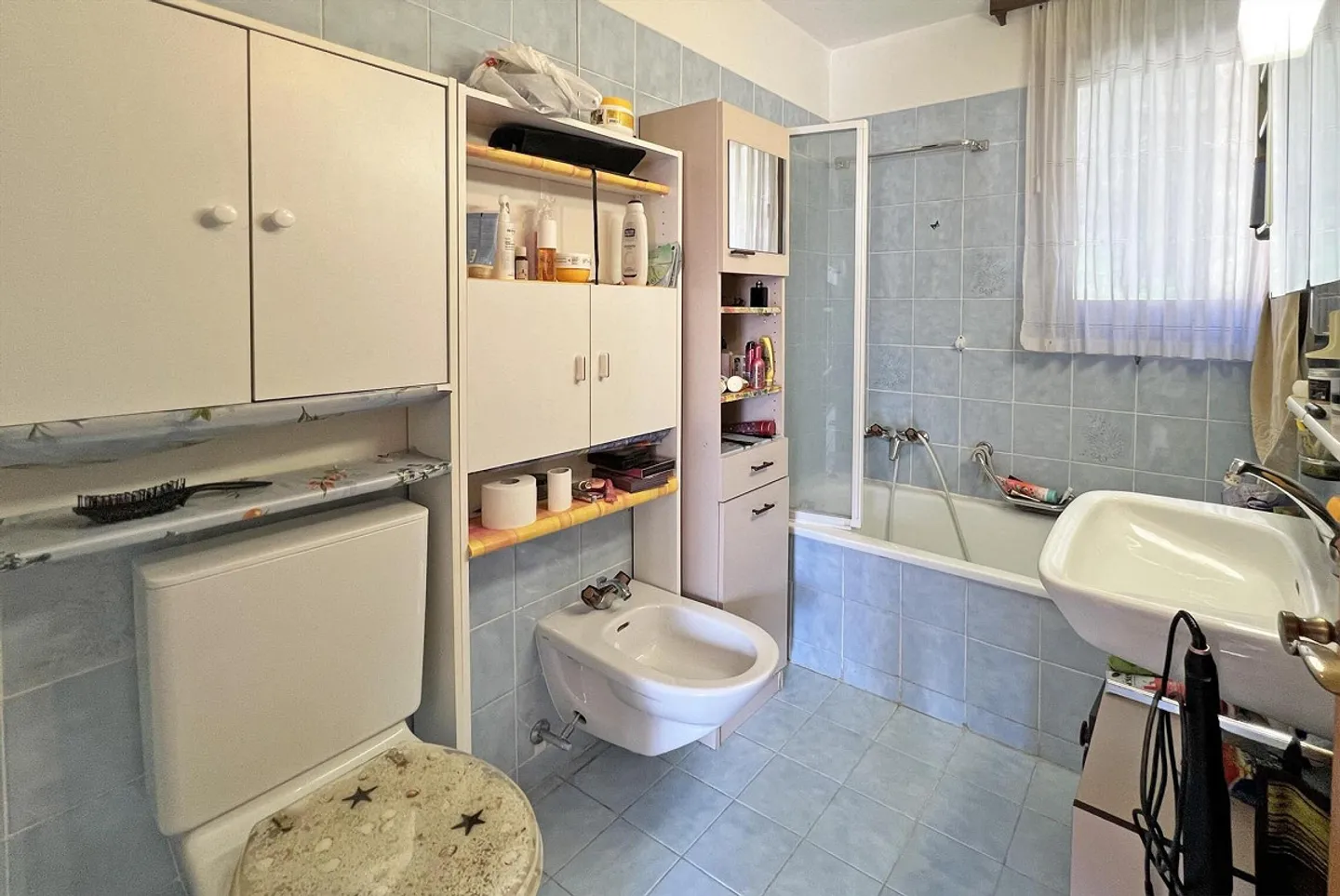 ZU VERMIETEN CHARMIERENDE 4.5-ZIMMER-HAUS MIT PATIO IN CADRO - Foto 7 von 9
