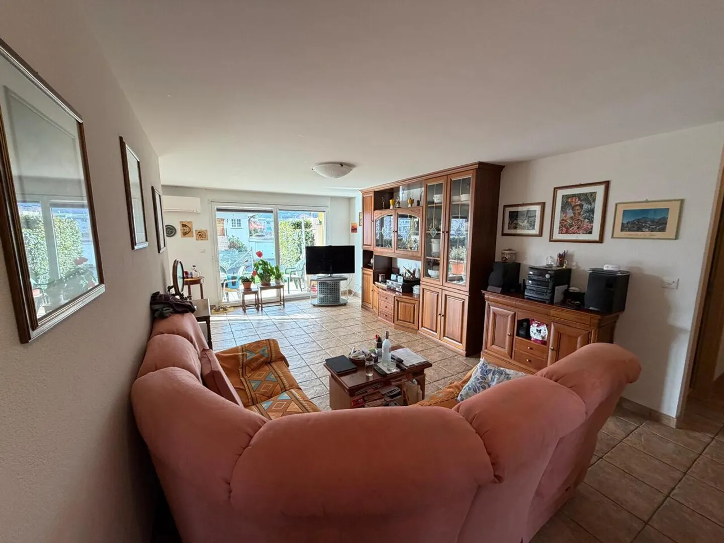 Wohnung in besetztem Leibrentenvertrag ohne Miete – Geräumige 4,5 Zimmer mit Terrasse, Garten, Garage und Keller – Fully (VS) - Foto 5 von 15