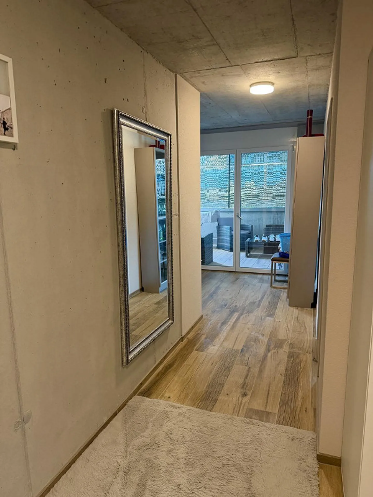 Helle Wohnung mit Pool - Foto 4 von 7