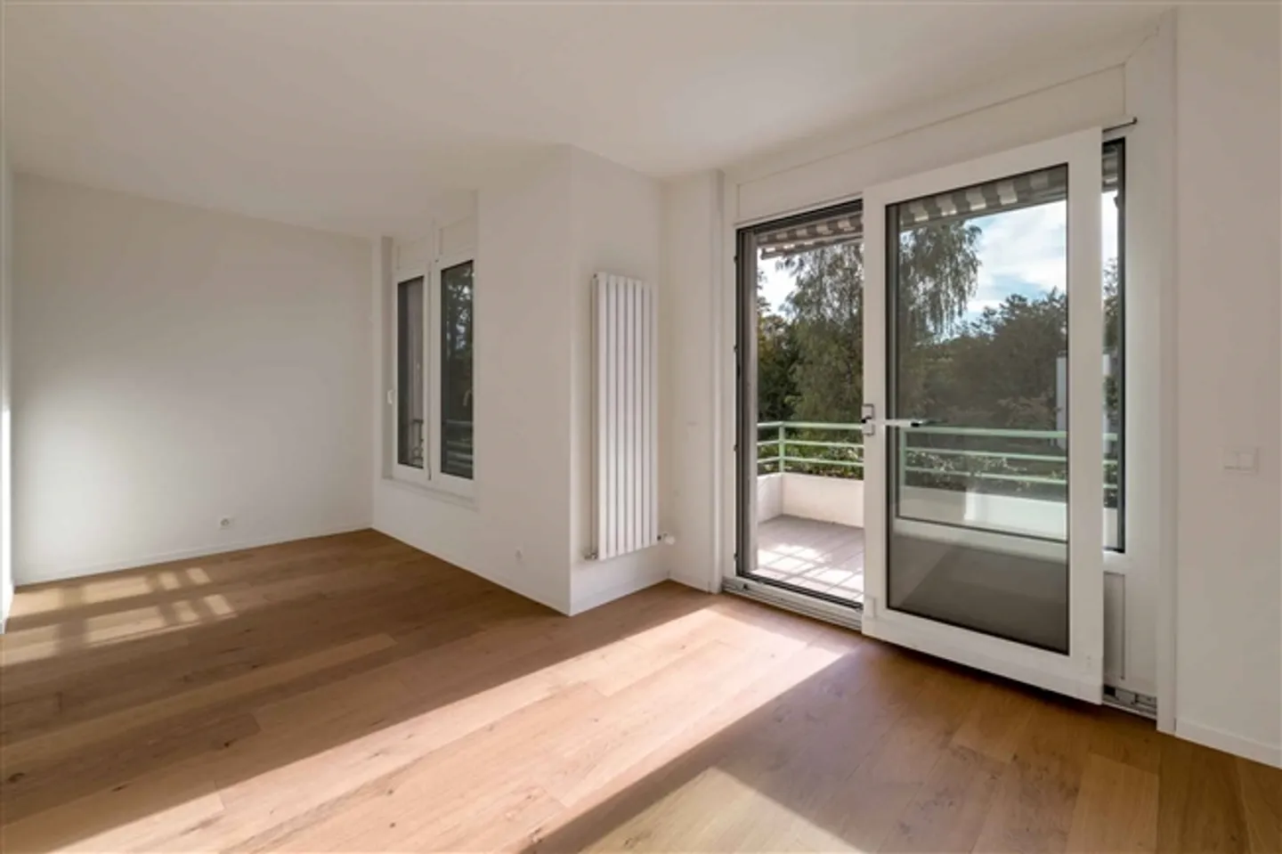 «Außergewöhnliches Duplex-Penthouse mit 100 m2 Terrasse - nur einen Steinwurf vom See entfernt» - Foto 8 di 13