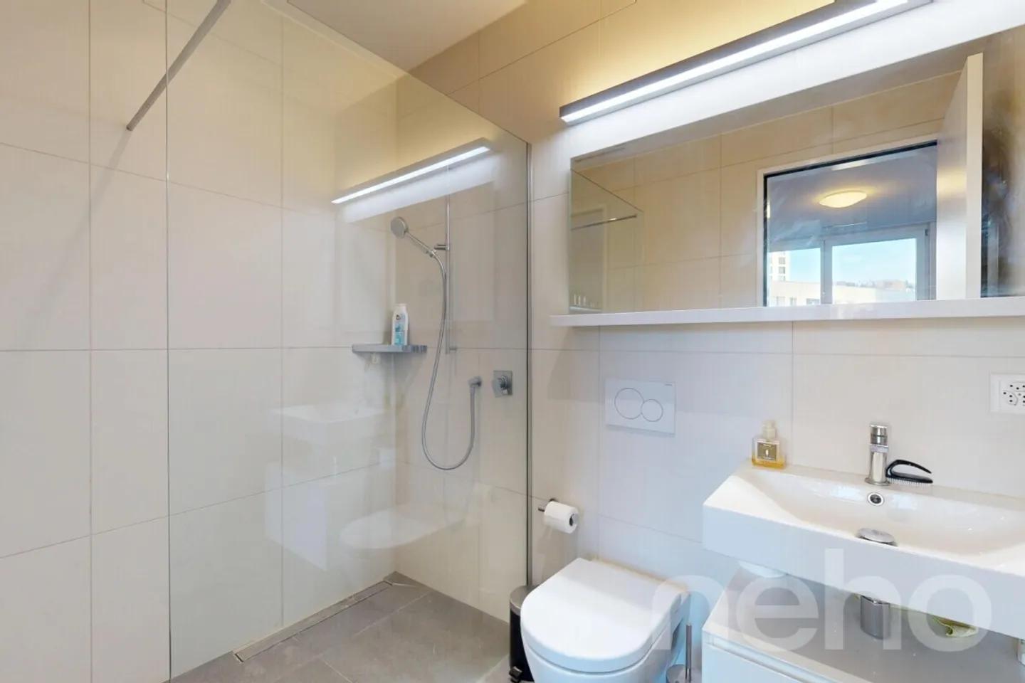 Urban Living with a View? Opportunity in District 5 - Photo 8 of 12