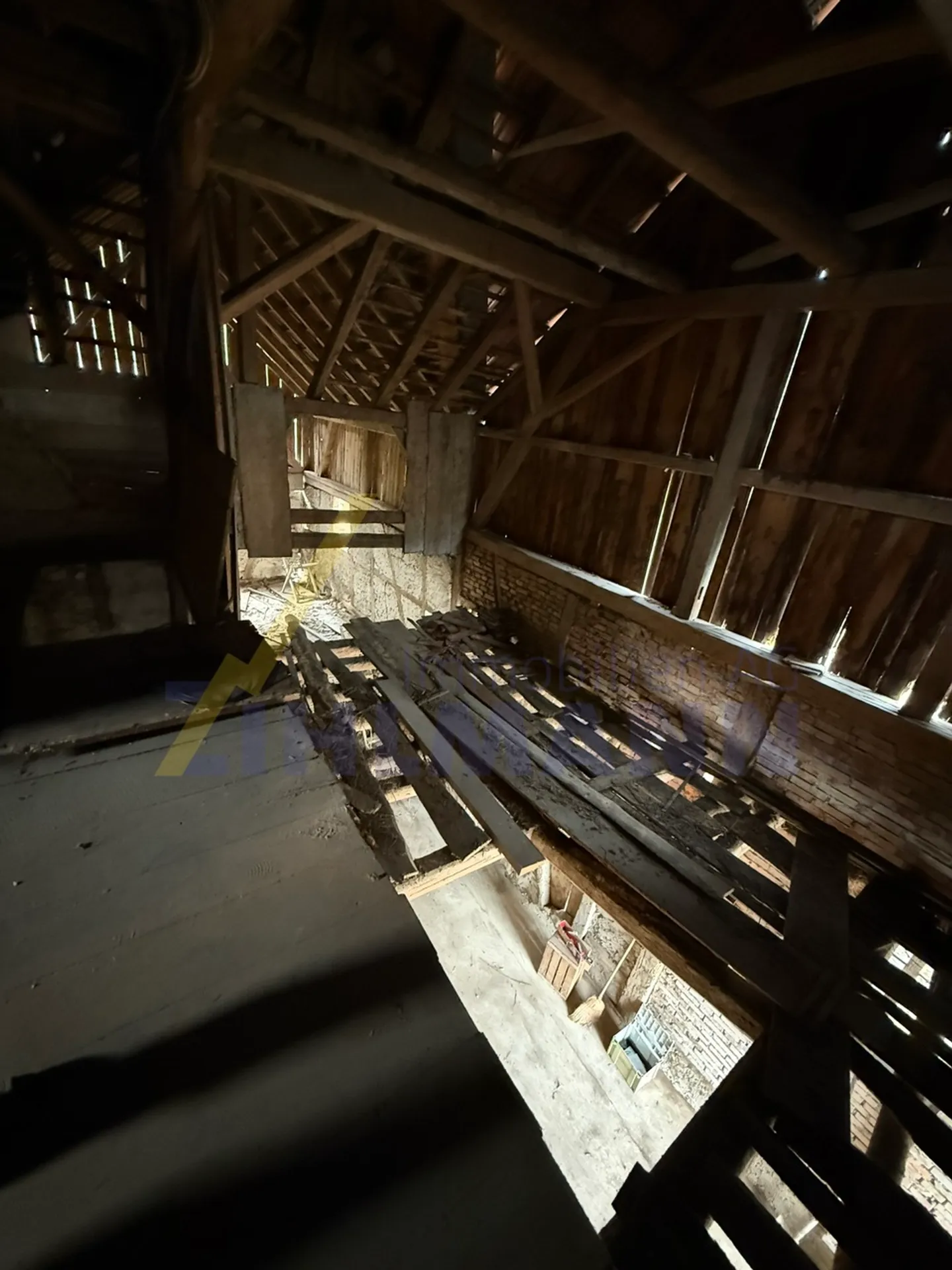 Casa da ristrutturare nel cuore di Würenlingen - Foto 8 di 8