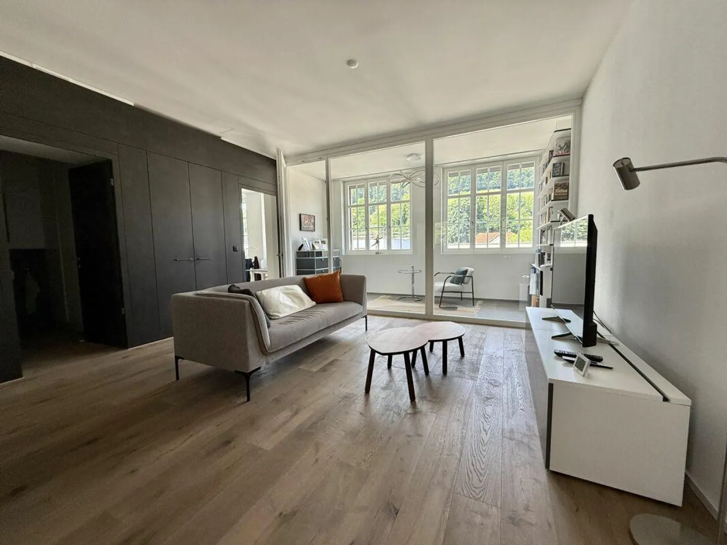 Vivere moderno con charme unico - Foto 2 di 10