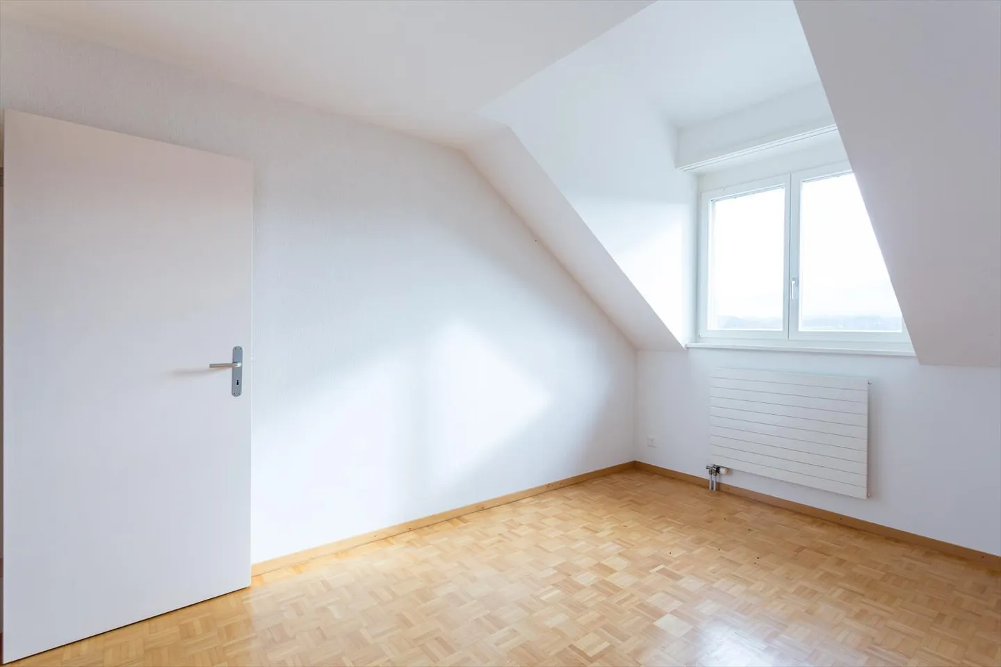 Apartment for rent - Photo 8 of 11