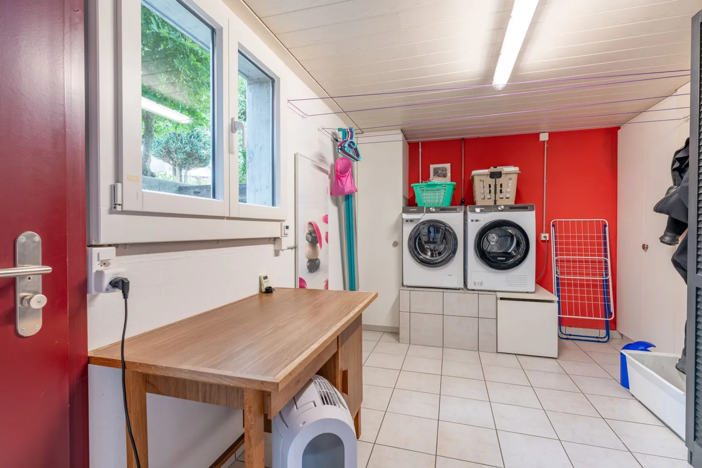 Geräumiges freistehendes Haus - Foto 11 von 15