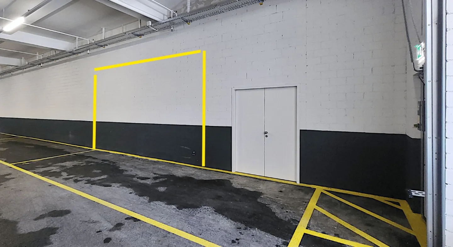 Spacious Commercial Space in Neuenhof - Photo 7 of 8