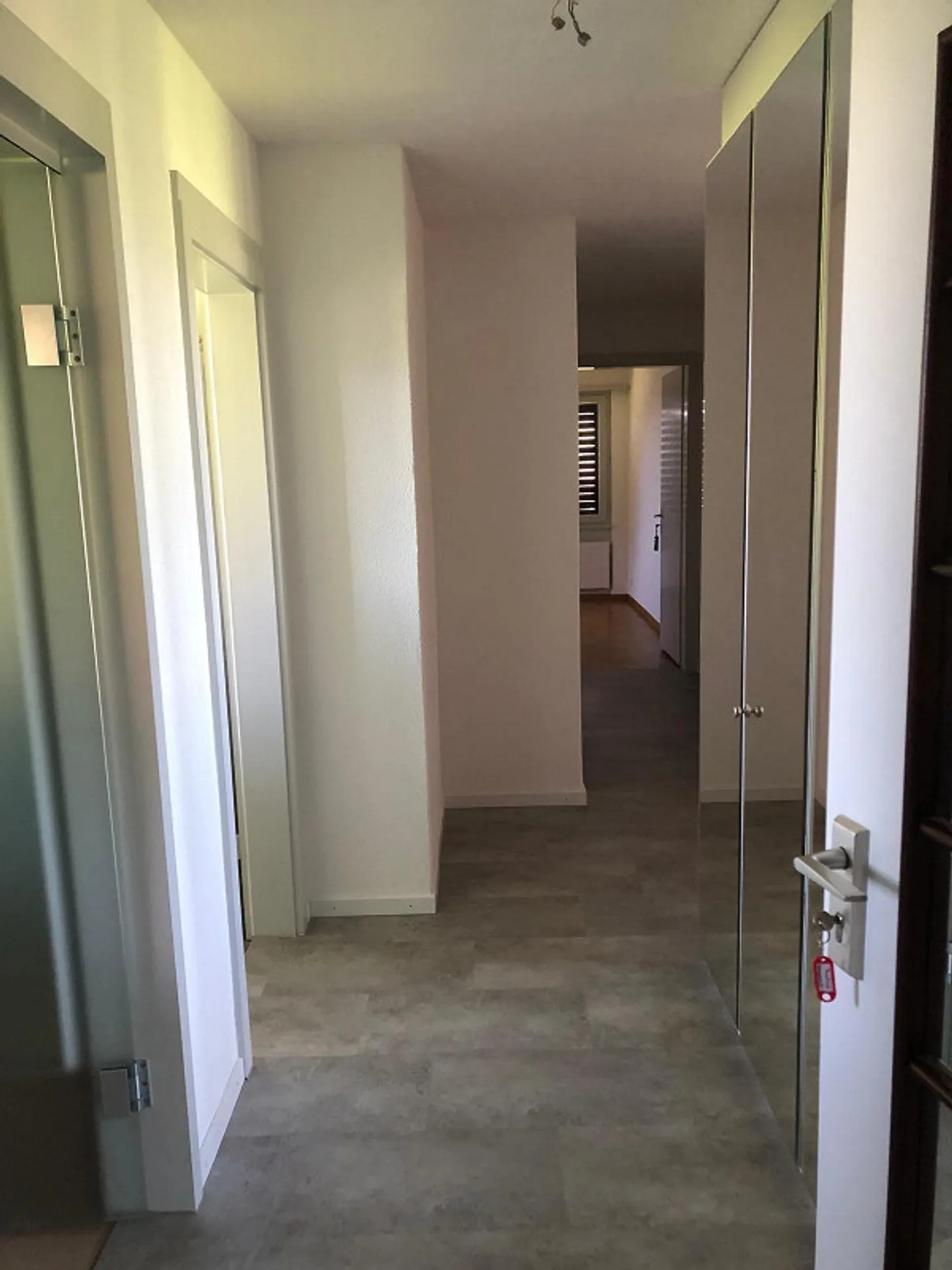 Apartment with Dreamlike View and Quiet Location - Photo 10 of 17