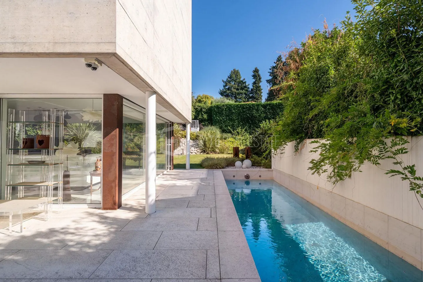 LUSSUOSA VILLA CON PISCINA E GIARDINO VICINO ALLA TASIS - Foto 29 von 30