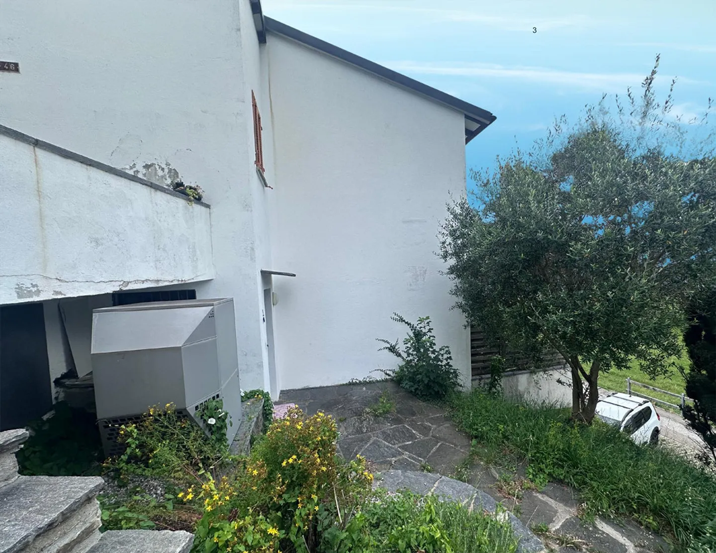 Casa con due appartamenti con vista e sole - Foto 4 di 7