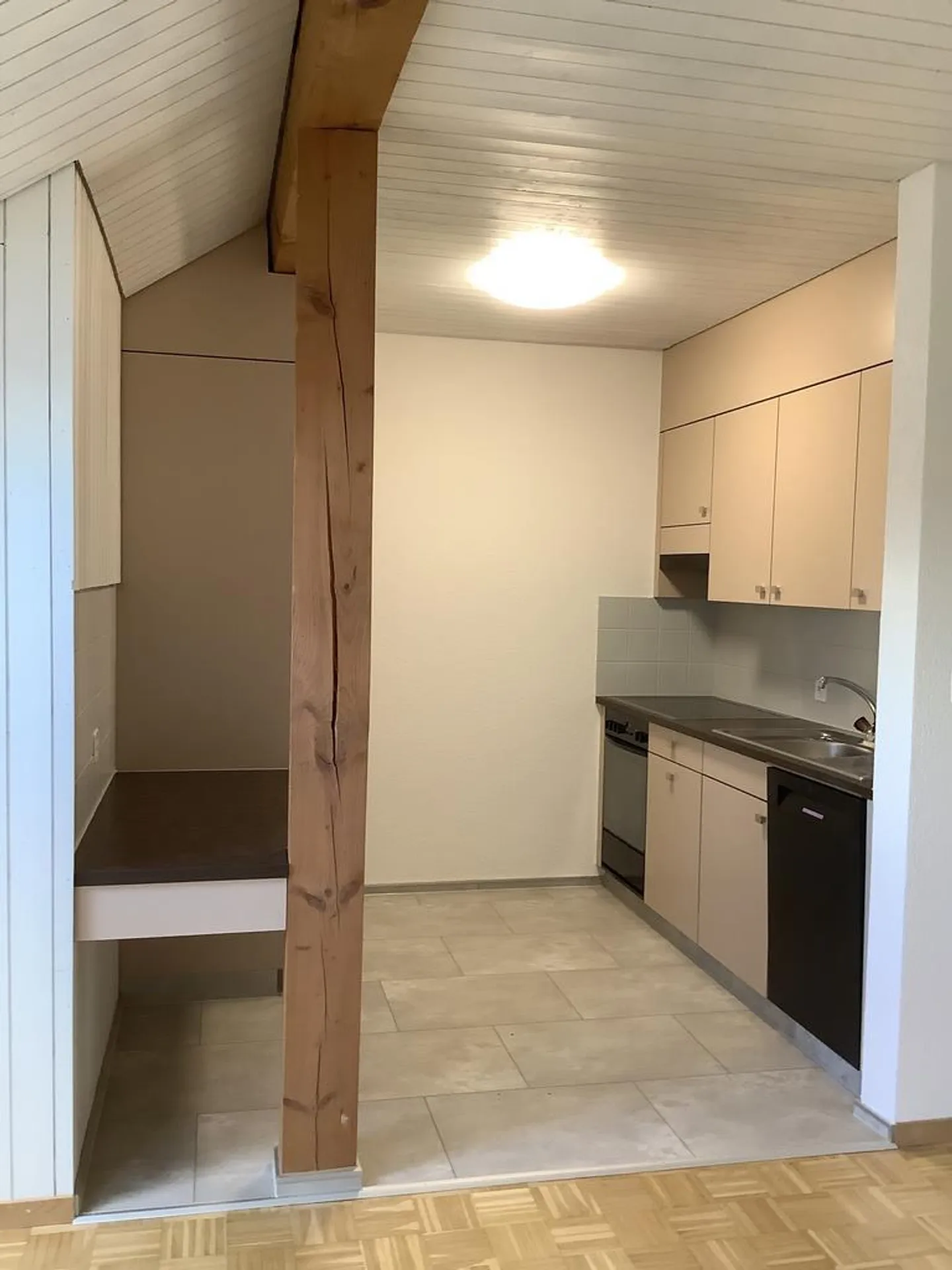 Penthouse avec grande terrasse - Photo 5 sur 10