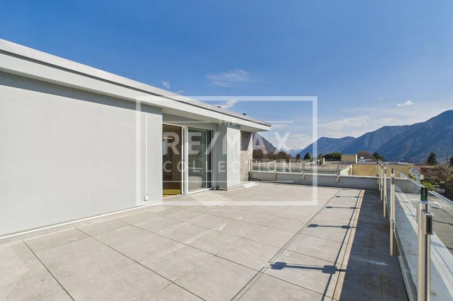 Nuovo appartamento duplex moderno di 3 ½ locali con ampia terrazza e bella vista - Foto 1 di 13