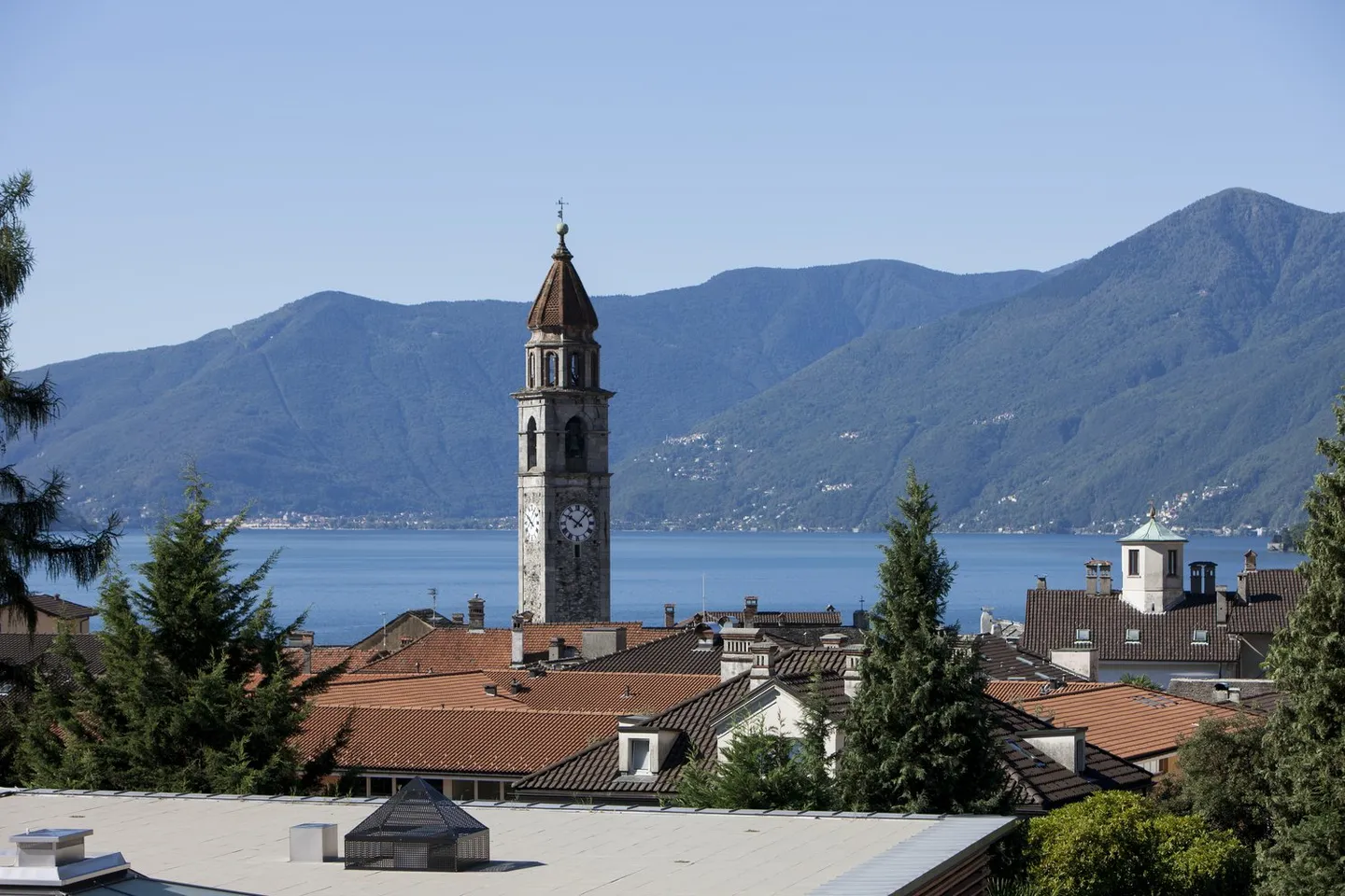 Appartamento attico di 2 locali con vista lago ad Ascona - Foto 3 di 7