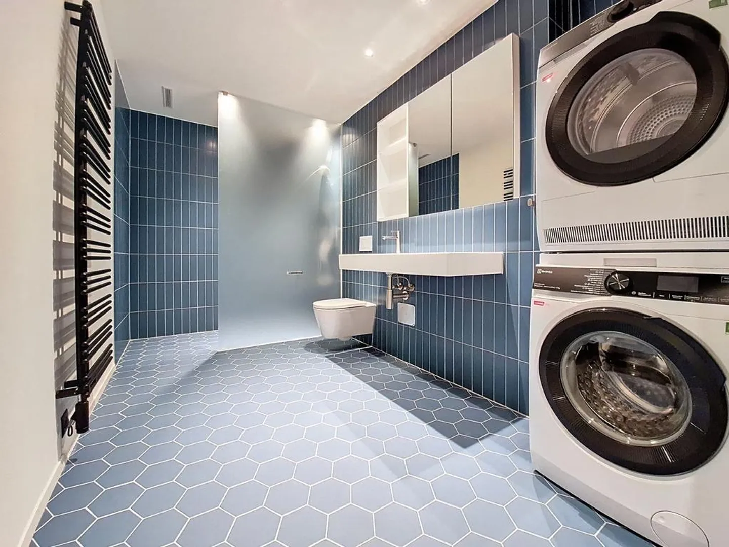 Loft for use as an atelier or office space - Photo 5 of 8