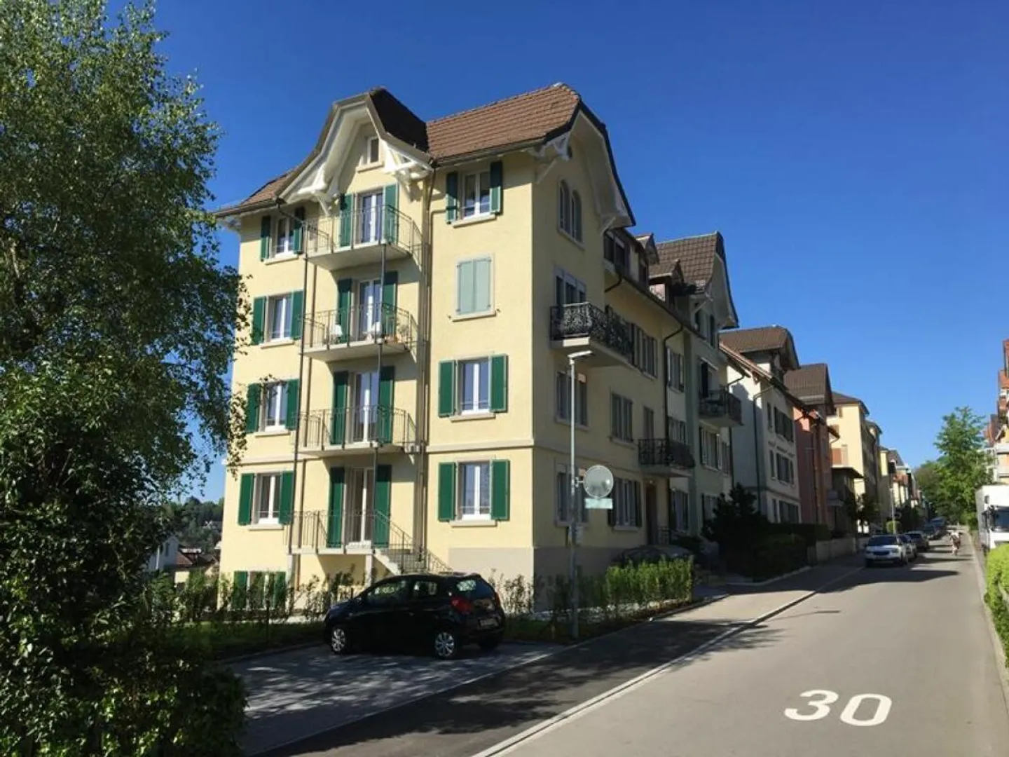 Appartement de 2,5 pièces de haute qualité avec balcon ensoleillé - Photo 8 sur 8