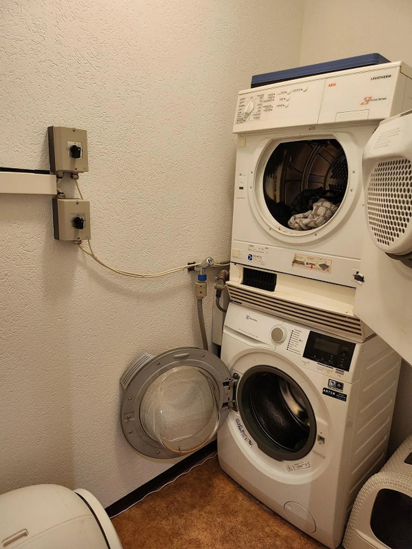 SPACIOUS APARTMENT NEAR BADEN - Photo 20 of 26