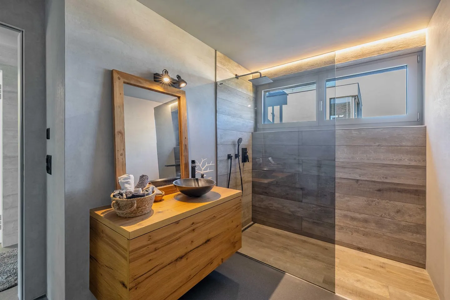 Vivre frais au printemps avec vue - Maison familiale semi-détachée moderne - Photo 7 sur 7