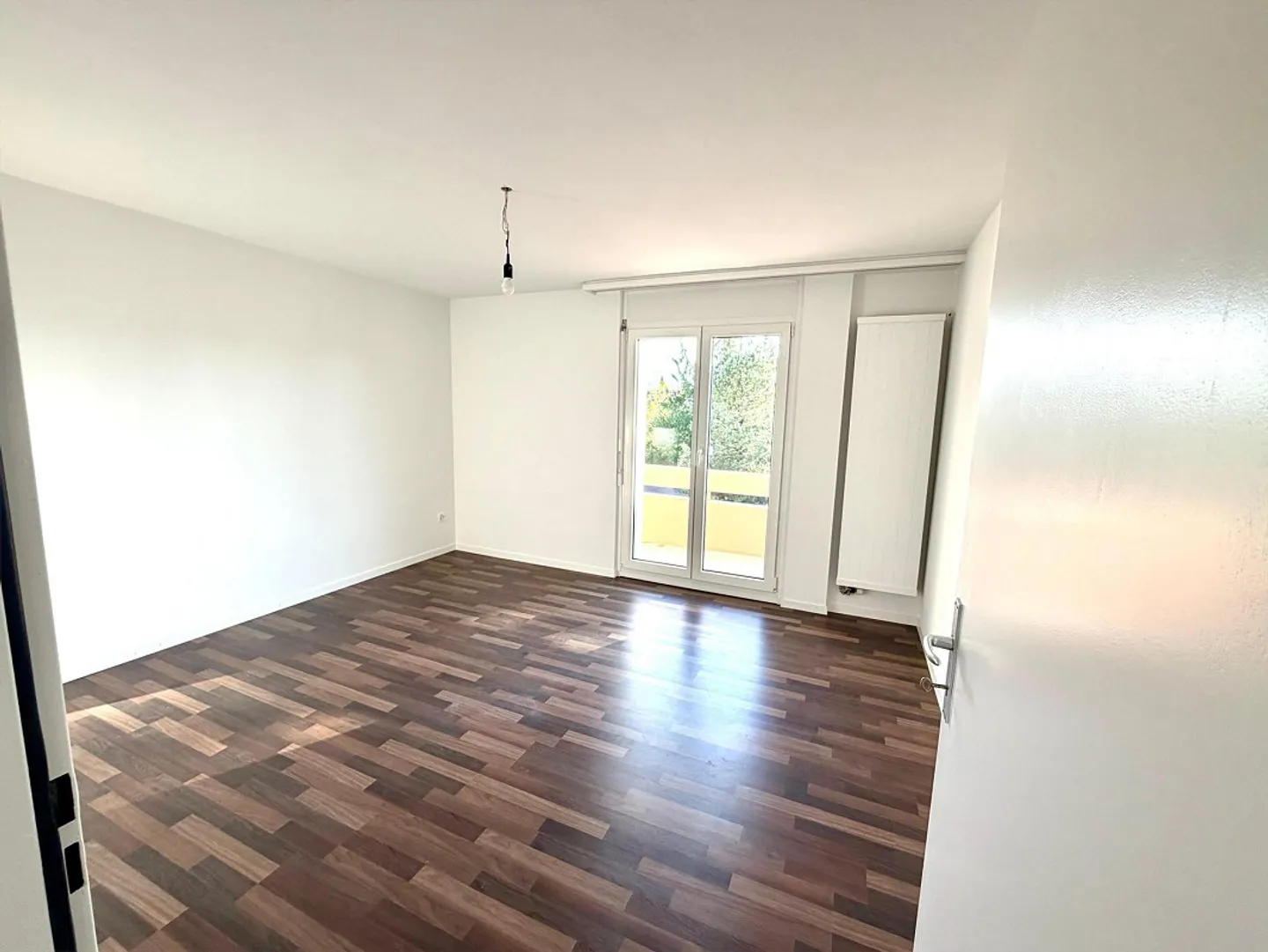 Beautiful 4.5 Room Apartment in a Quiet Location - Photo 4 of 10