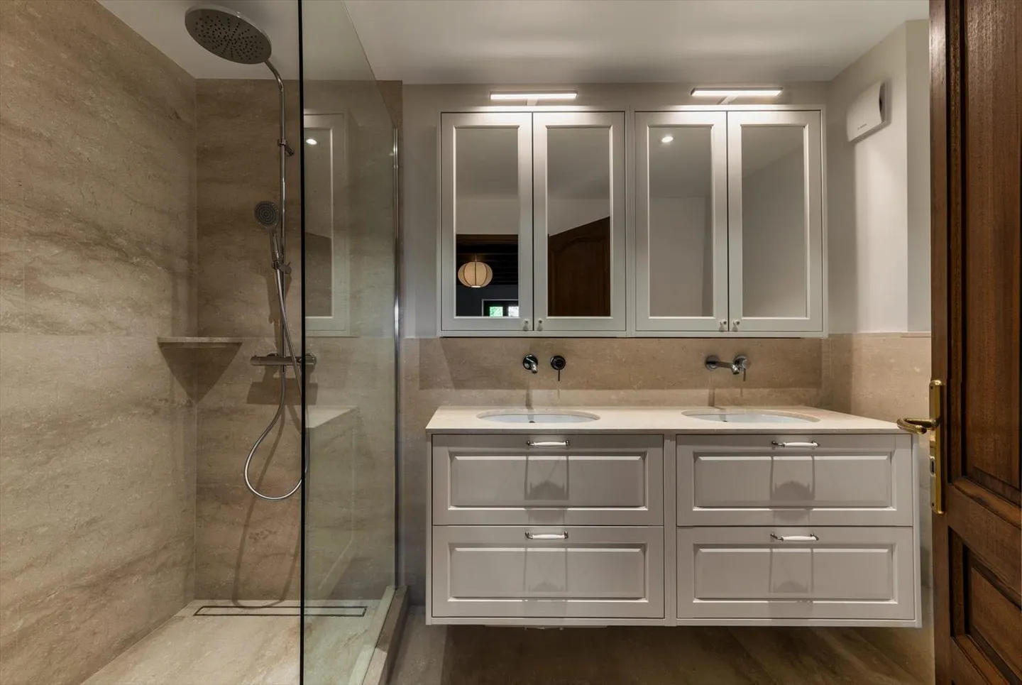 Exklusiv - Charmantes renoviertes Haus in Collonge-Bellerive - Foto 7 von 10