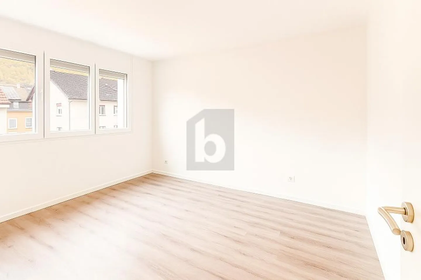 «CONFORT ET MODERNITÉ À DEUX PAS DES COMMODITÉS» - Photo 3 sur 6