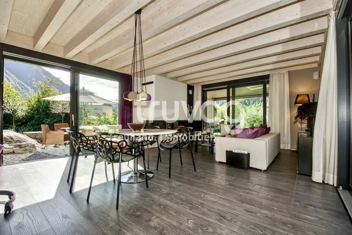 Modern, Stylish, Sustainable - Unique Wooden House - Photo 5 of 7