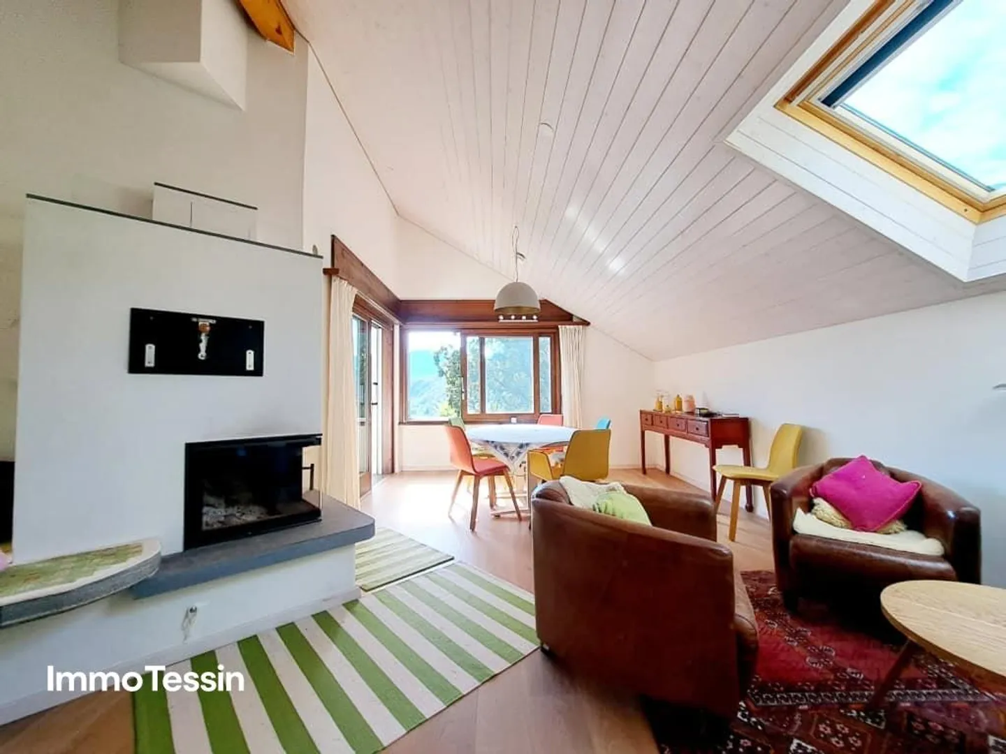 Bel appartement sous les toits à Centovalli avec vue panoramique à couper le souffle... - Photo 7 sur 13