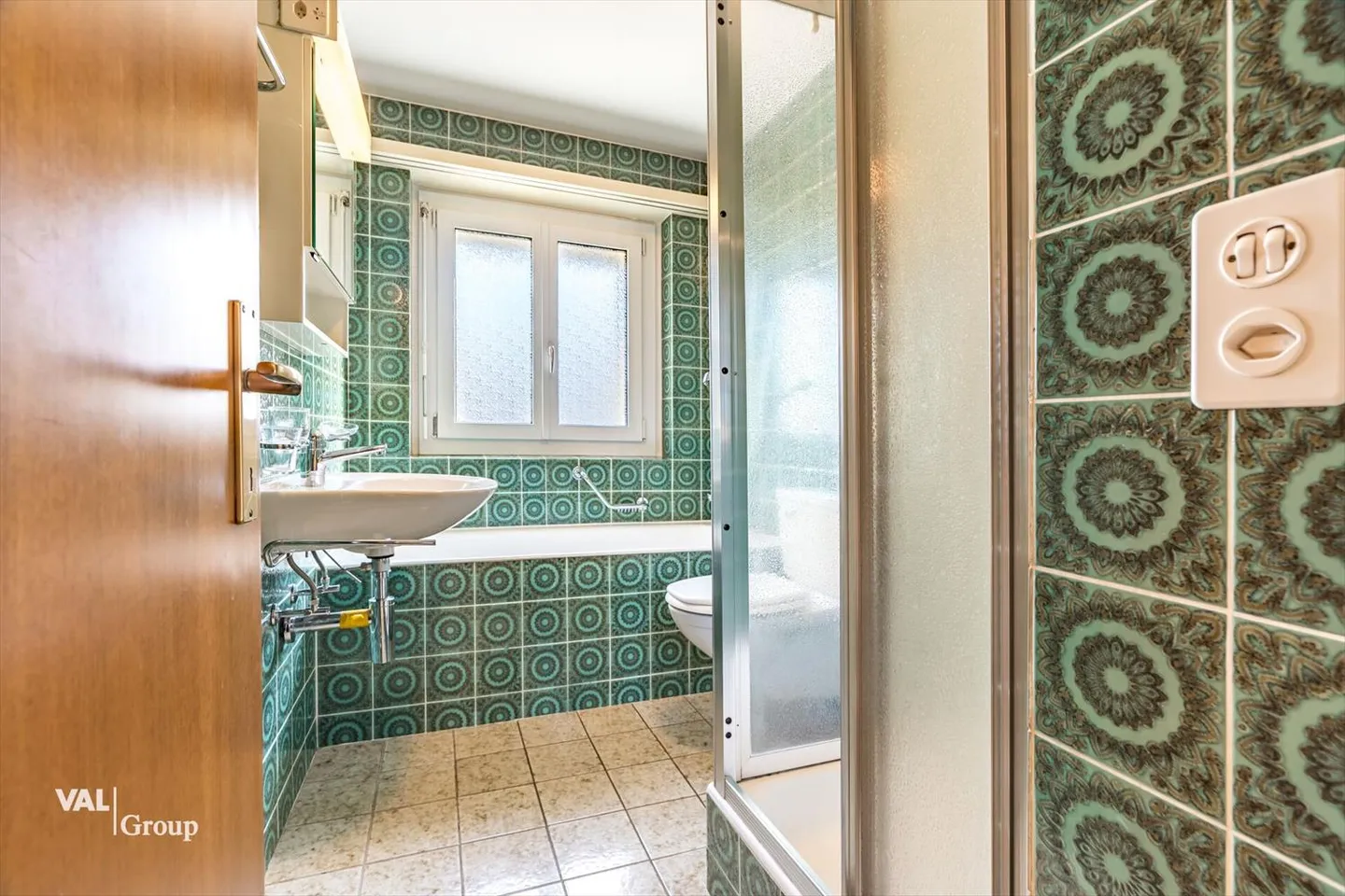 Vie ensoleillée avec vue dégagée et beaucoup d'espace pour vivre - Photo 12 sur 13