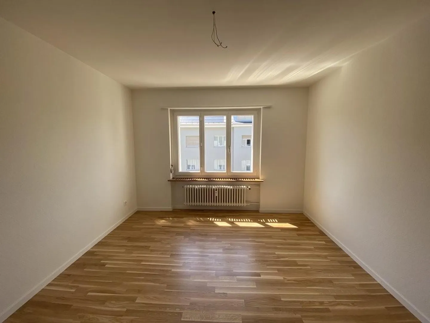 Modernes 3.5-Zimmer-Apartment - Foto 10 von 12