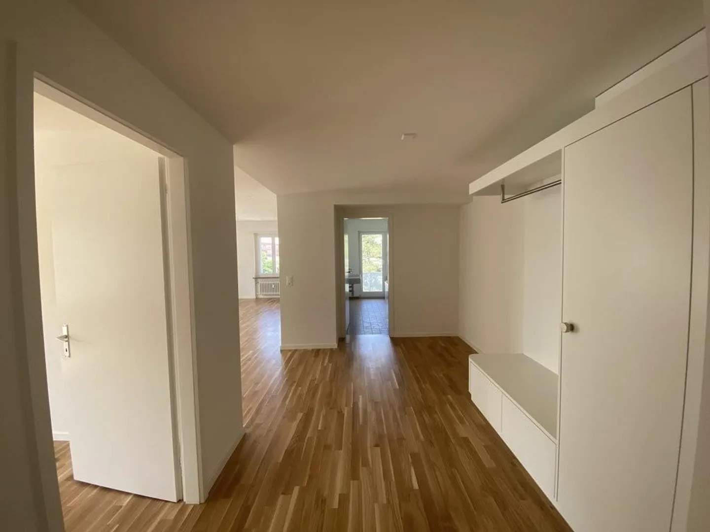 Modernes 3.5-Zimmer-Apartment - Foto 11 von 12