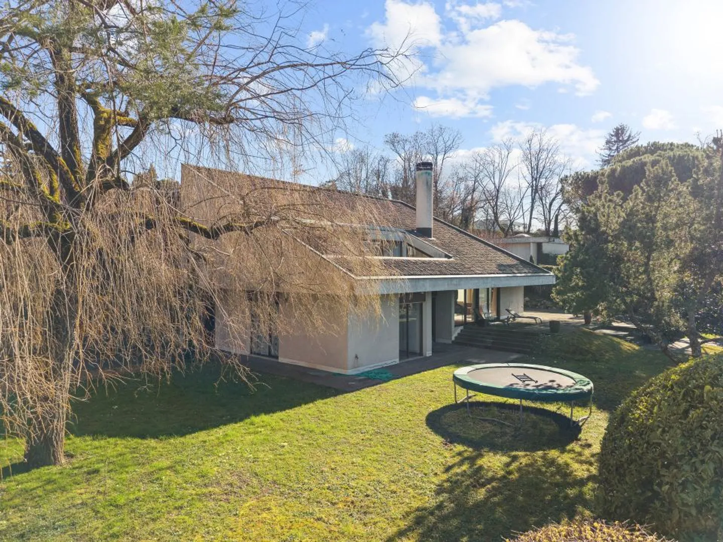 10-Zimmer-Haus - Foto 2 von 7